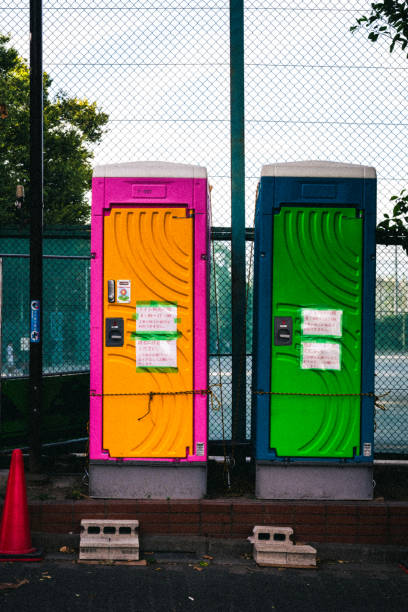 Best Portable restroom solutions  in Maple Bluff, WI